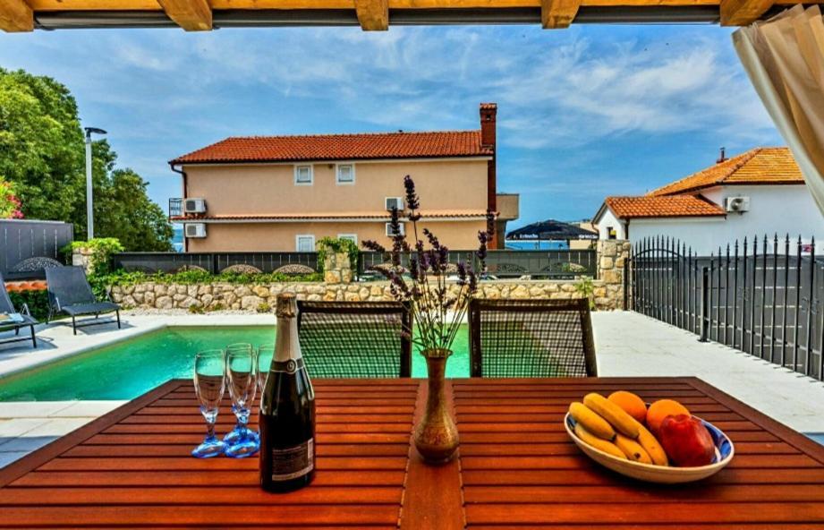 Vintage Residence Dramalj, Pool Self-Use Экстерьер фото